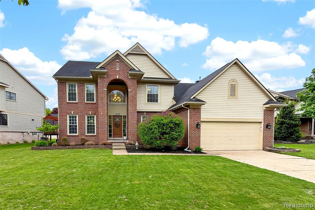 1427 Trailside Boulevard, Wixom, MI 48393 — Photo 2