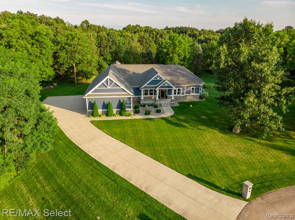 9388 MCMULLEN Circle, Fenton, MI 48430 — Photo 57