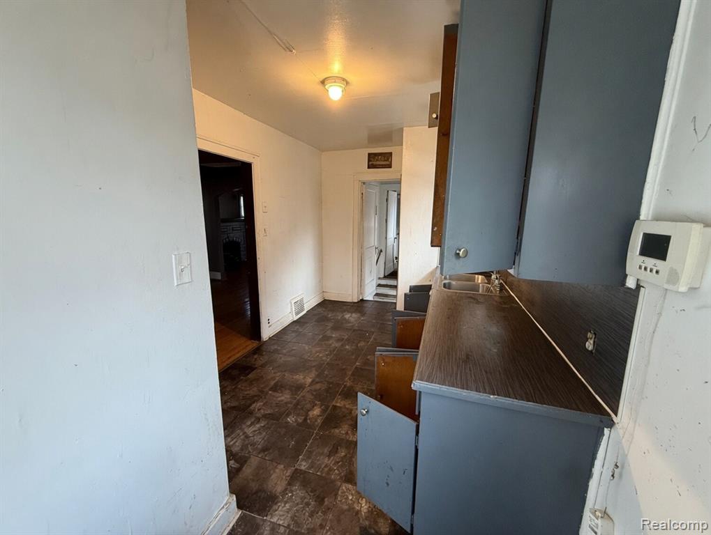 614 E Marengo Avenue, Flint, MI 48505 — Photo 7
