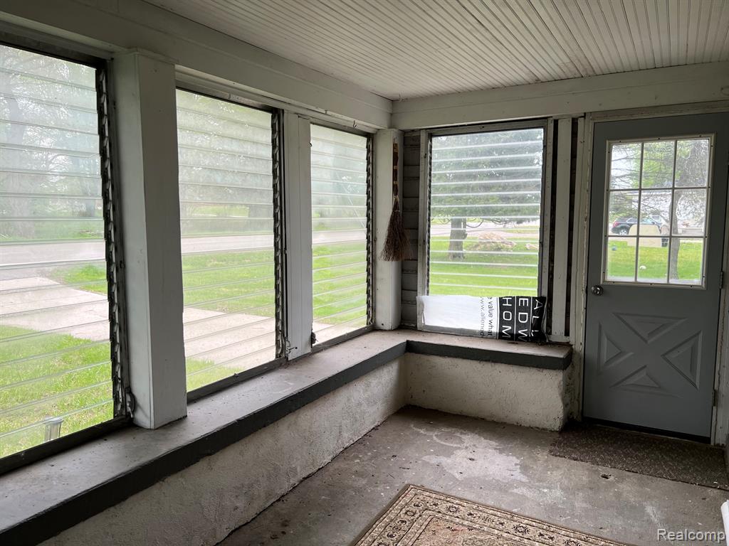 25 W Hunters Creek Road, Lapeer, MI 48446 — Photo 8