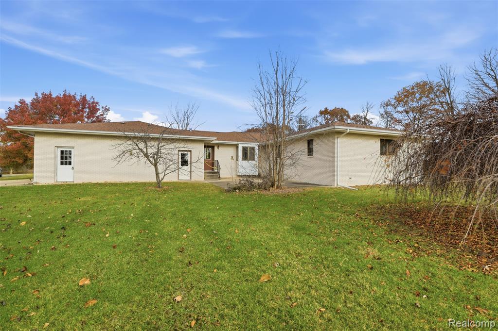 3854 Castle Road, North Branch, MI 48461 — Photo 31