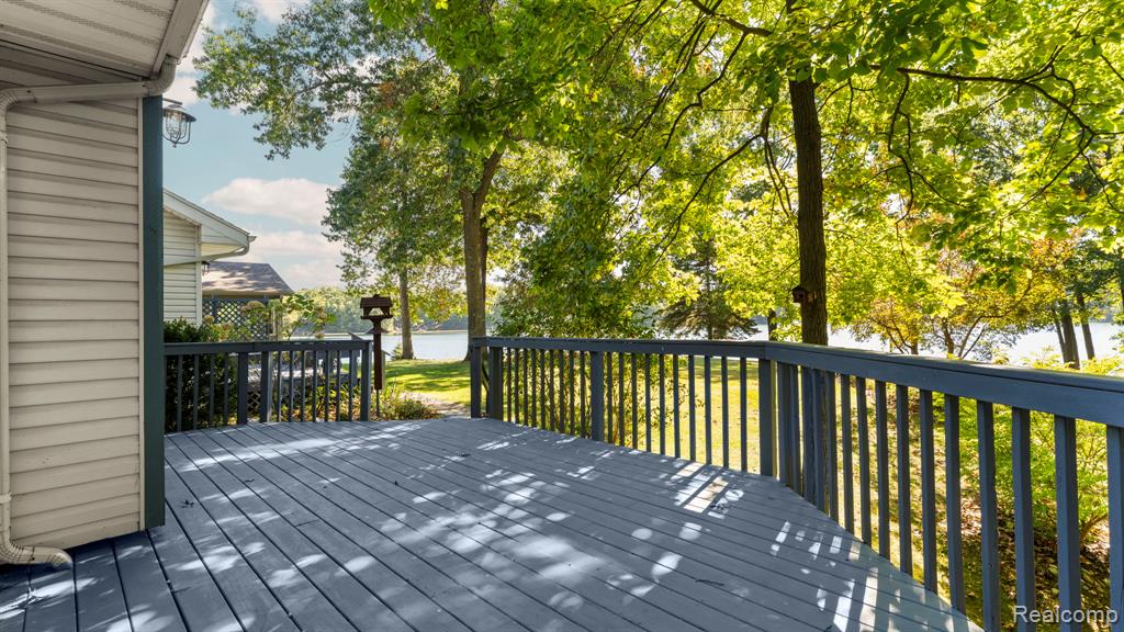 283 Westshore Dr, Jerome, MI 49249 — Photo 37