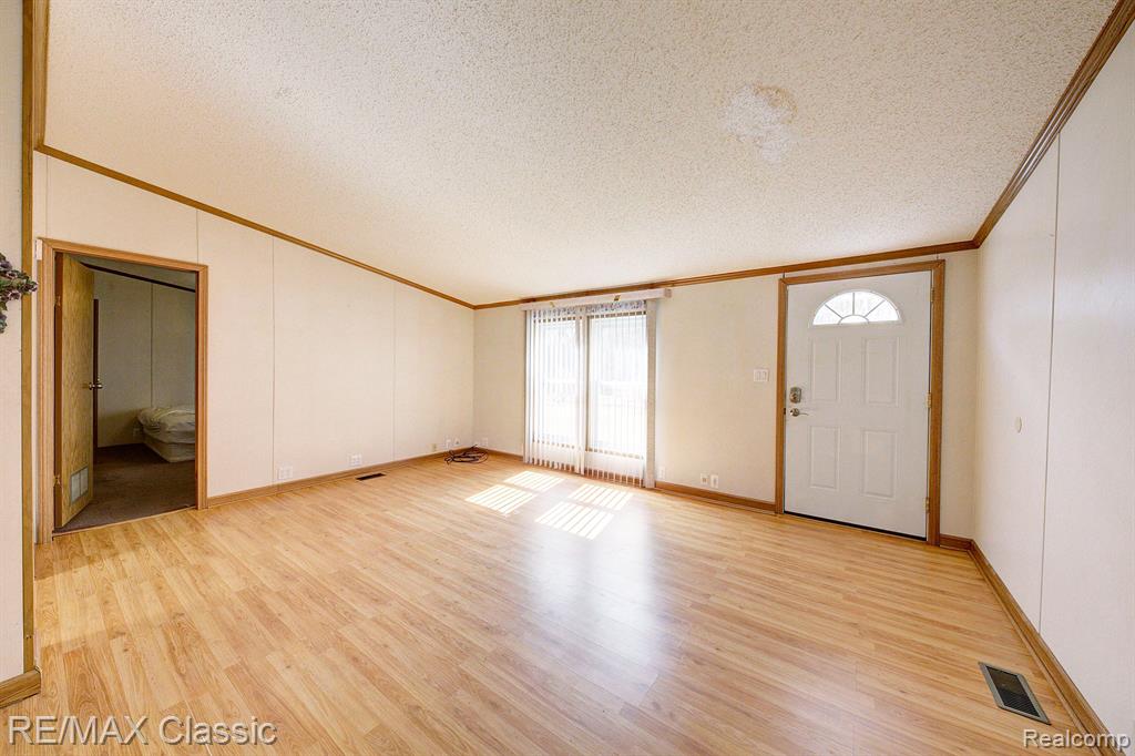 4626 WALTAN Road, Vassar, MI 48768 — Photo 17