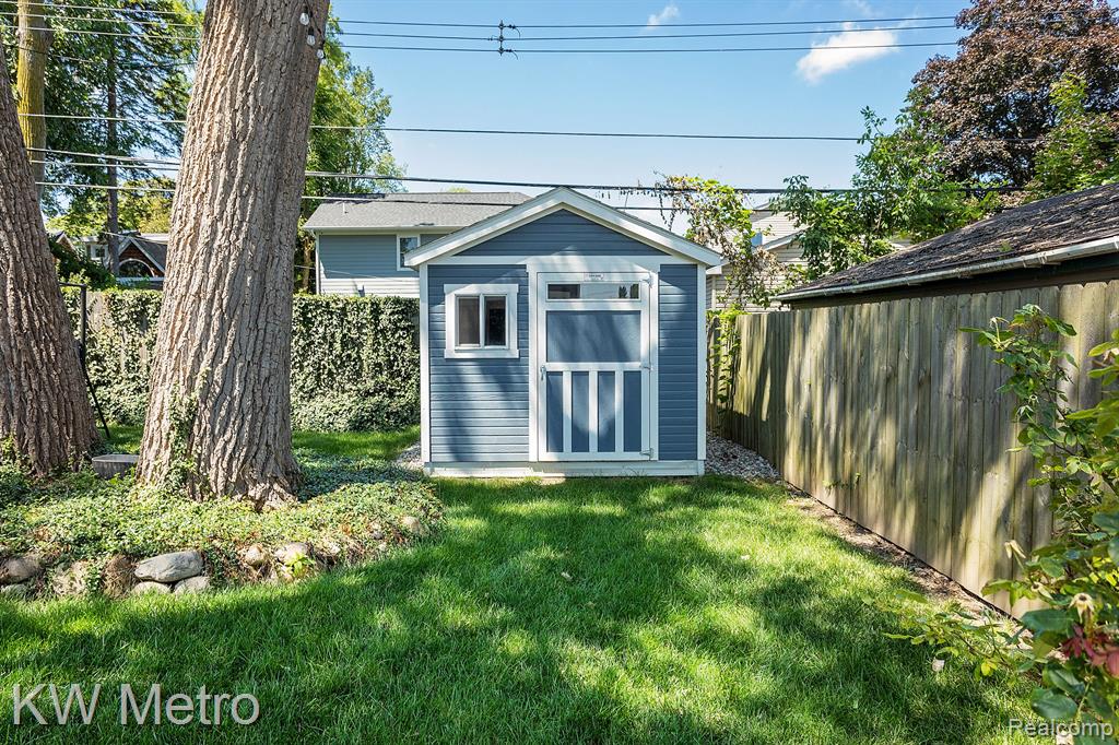 602 CHERRY Avenue, Royal Oak, MI 48073 — Photo 55