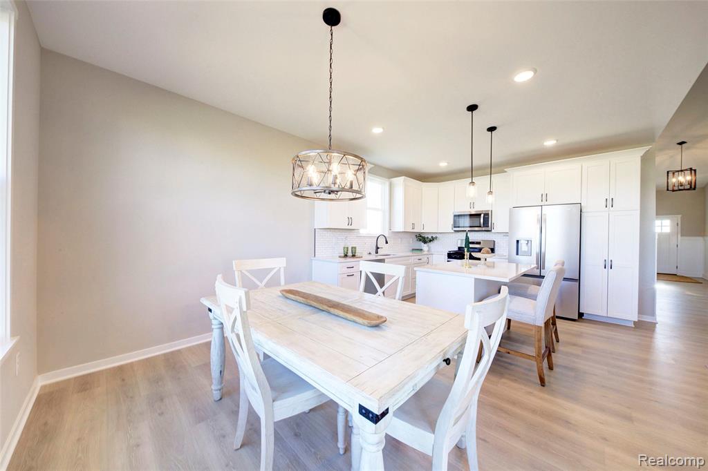 688 Round Rock Drive, Howell, MI 48843 — Photo 29