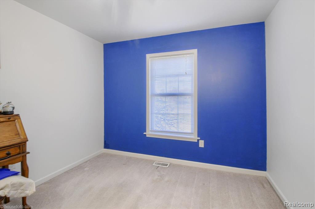 5732 COBBLESTONE Drive, North Branch, MI 48461 — Photo 23