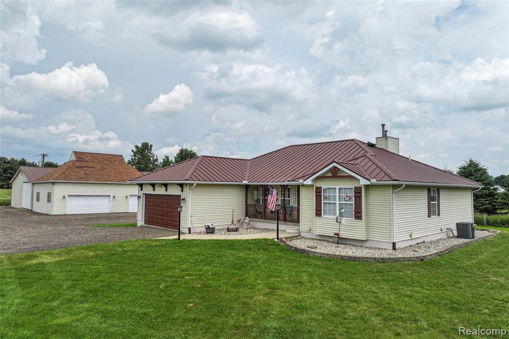5465 Maple Valley Road, Brown, MI 48416 — Photo 31