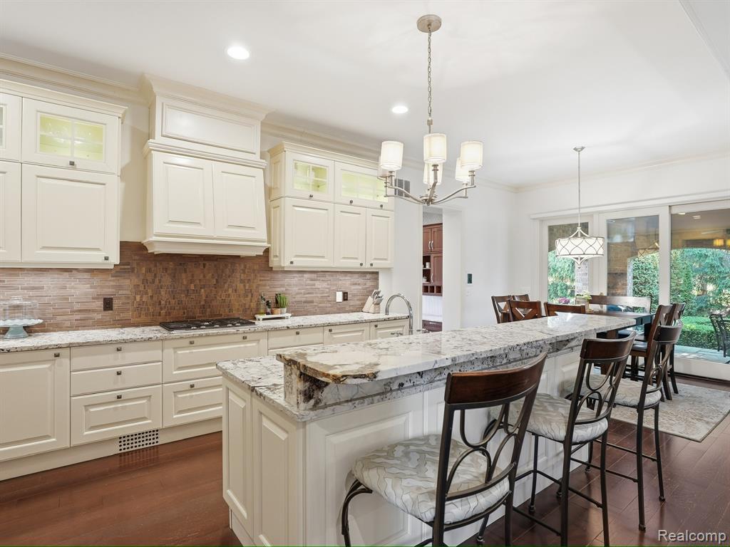 55951 Ashbrooke Drive W, Utica, MI 48316 — Photo 26