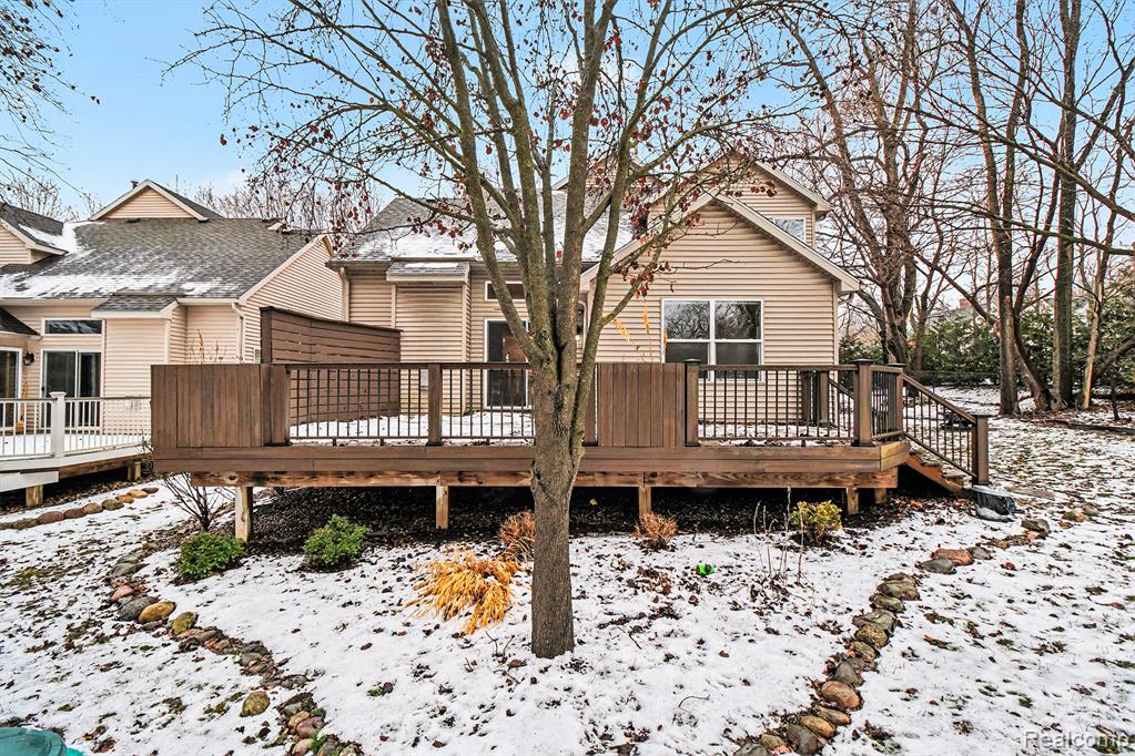 761 Milford Glen Court, Milford, MI 48381 — Photo 24