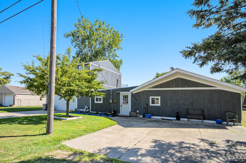 7434 Dyke Road, Clay, MI 48001 — Photo 4