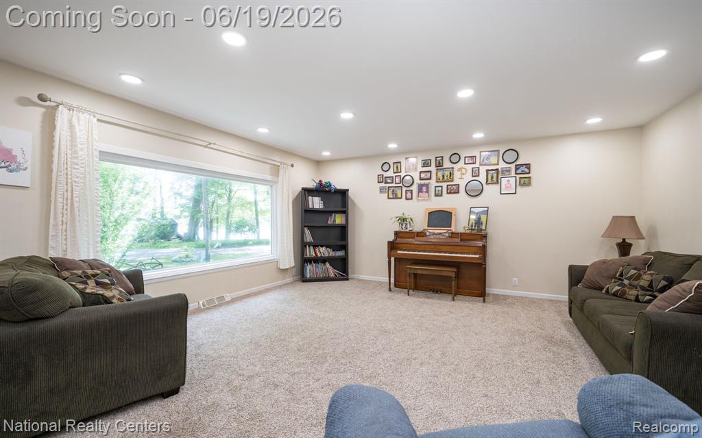 5223 Woodlane Road, Clarkston, MI 48348 — Photo 11