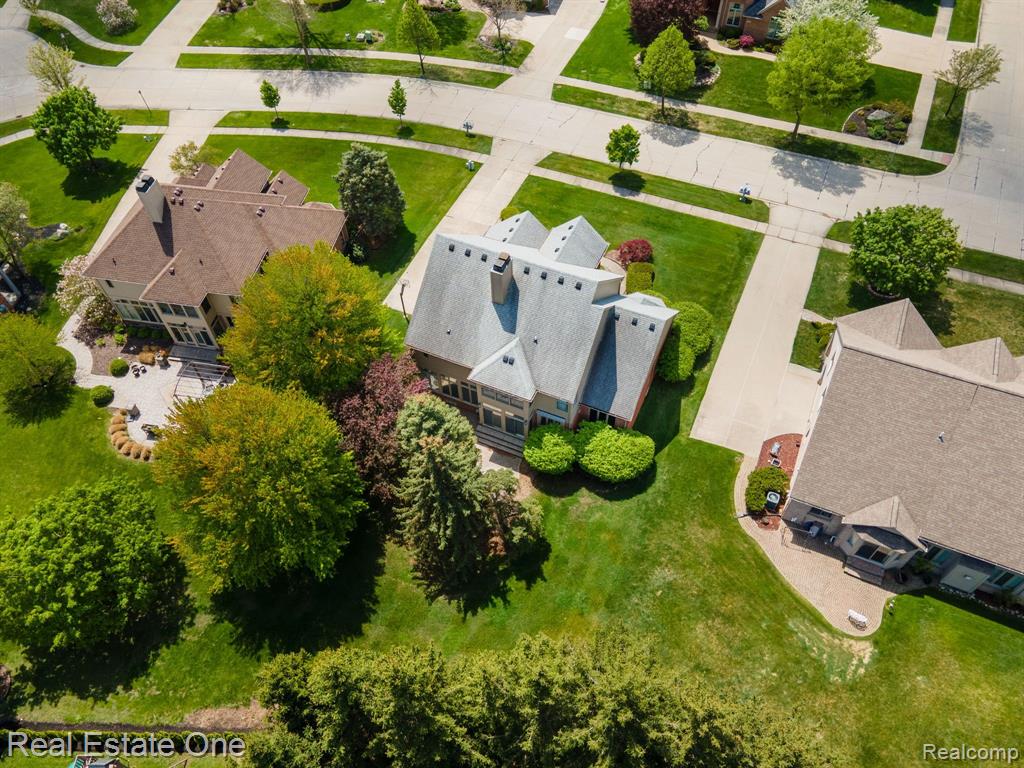 4458 HYCLIFFE Drive, Troy, MI 48098 — Photo 45