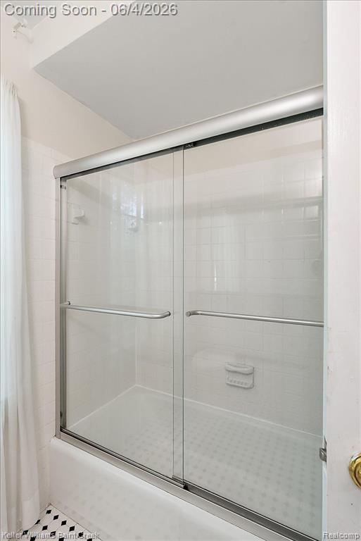 32845 Long Bow Court, Beverly Hills, MI 48025 — Photo 34