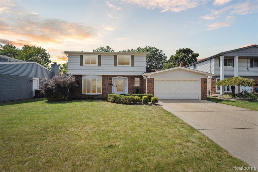 7363 HILLSBORO Drive, Canton, MI 48187 — Photo 2