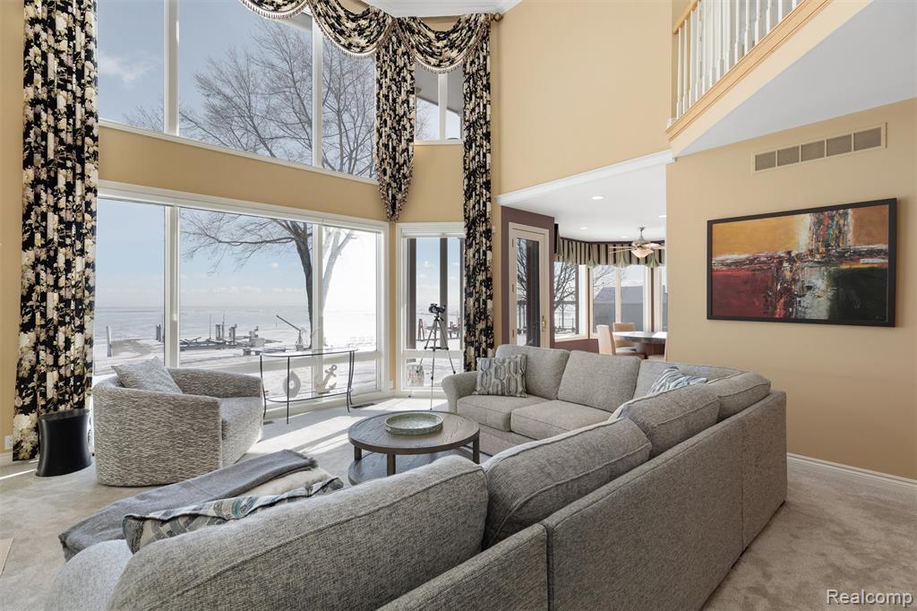 34330 Jefferson Avenue, Harrison Township, MI — Photo 10