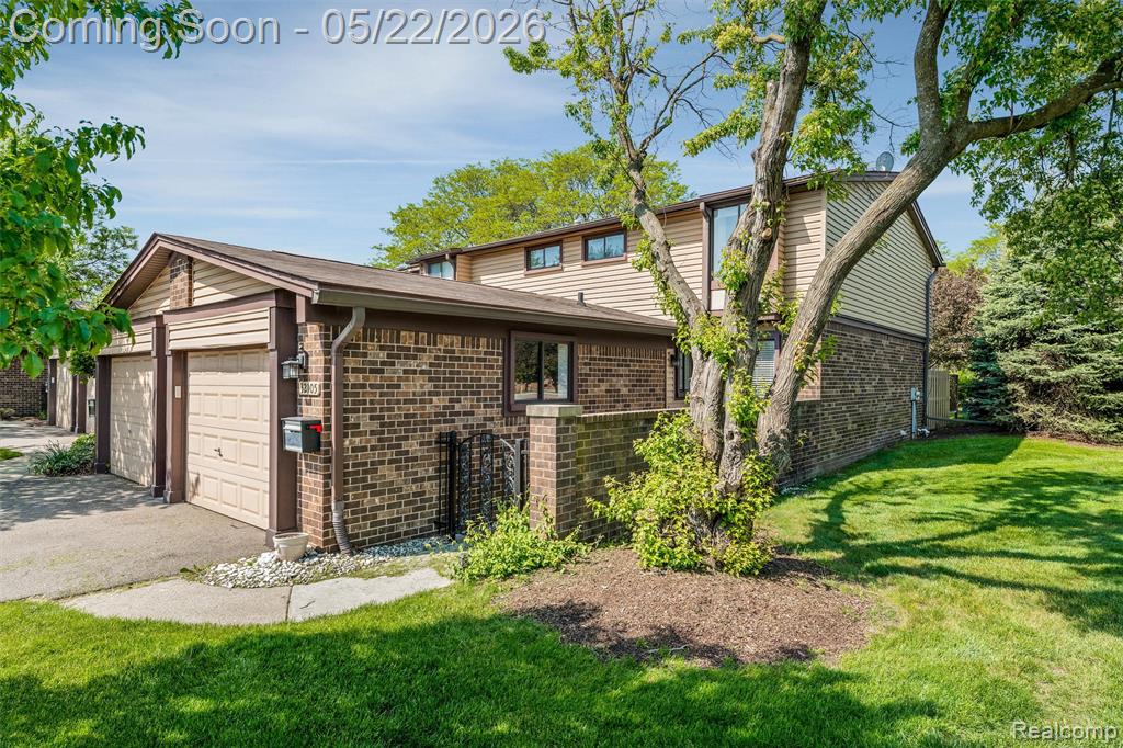 32105 W 12 Mile Road, Farmington, MI 48334 — Photo 39
