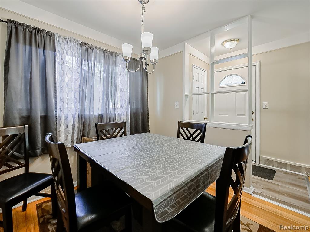 29221 Mark Avenue, Madison Heights, MI 48071 — Photo 9