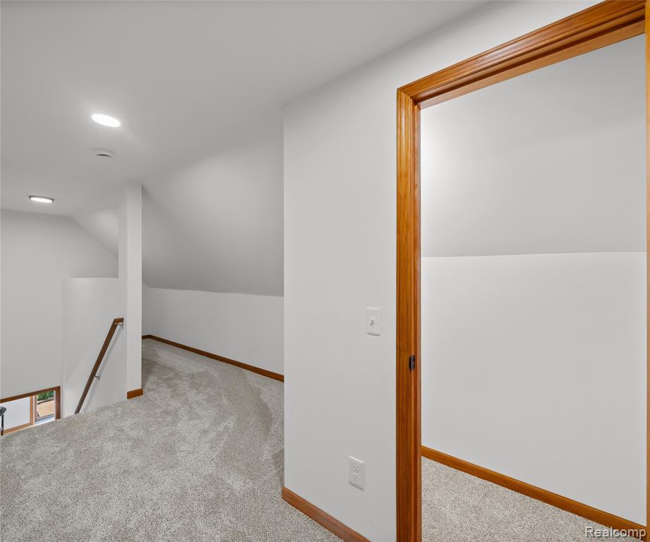 11252 Hiland Court, Pinckney, MI 48169 — Photo 42