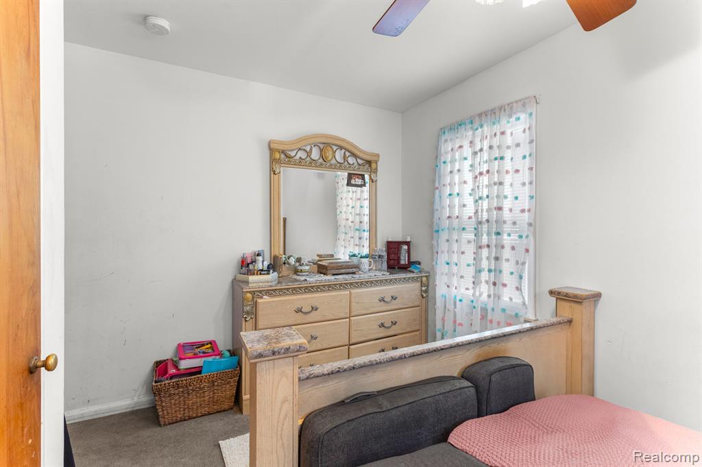 4944 HELEN Street, Dearborn, MI 48126 — Photo 13