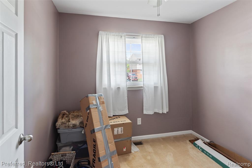 29661 Brown Court, Garden City, MI — Photo 16