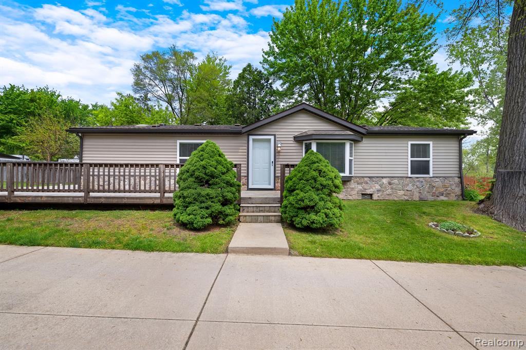 2692 GREG Avenue, Brighton, MI 48114 — Photo 48