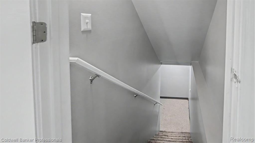 22262 Brywood Court, Clinton Twp, MI 48036 — Photo 40