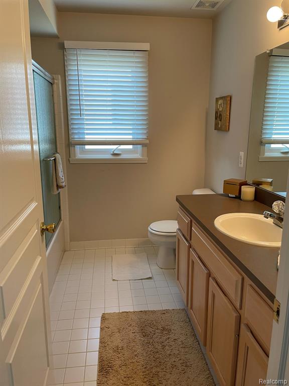 6665 Suffield Drive, Washington, MI — Photo 32