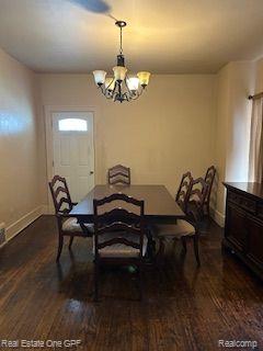 604 CHALMERS Street, Detroit, MI 48215 — Photo 4
