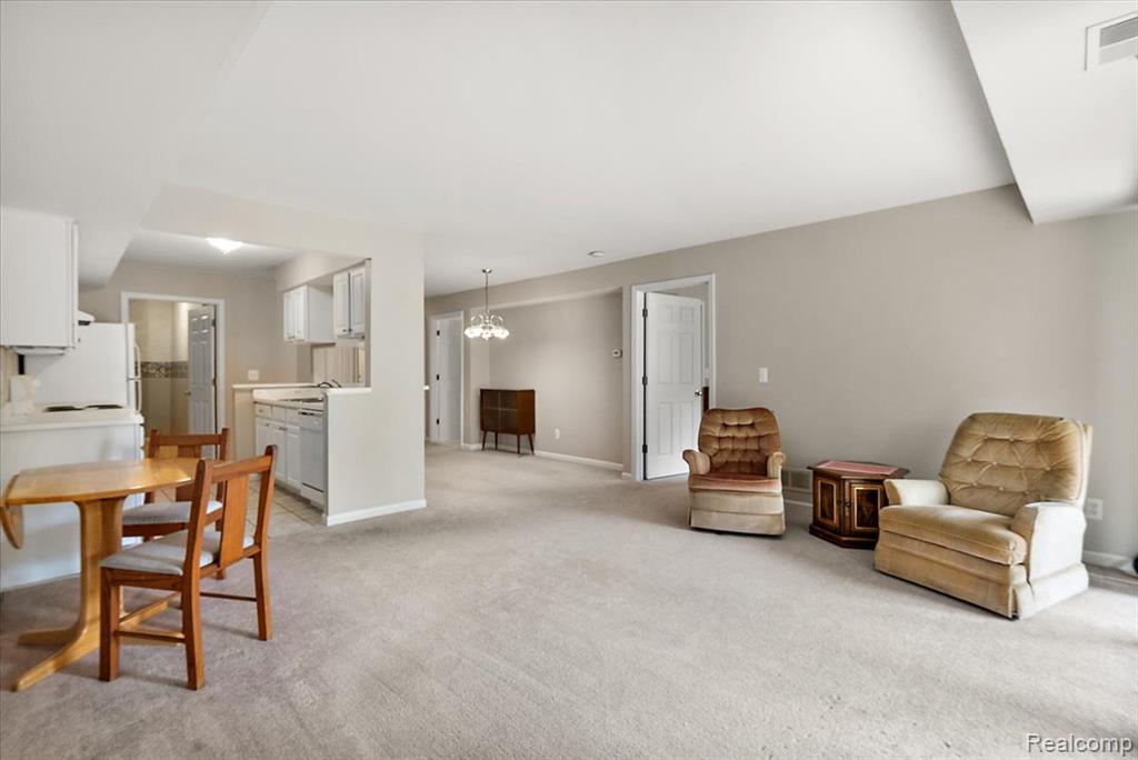 55093 Westchester Drive, 45, Shelby Twp, MI 48316 — Photo 19