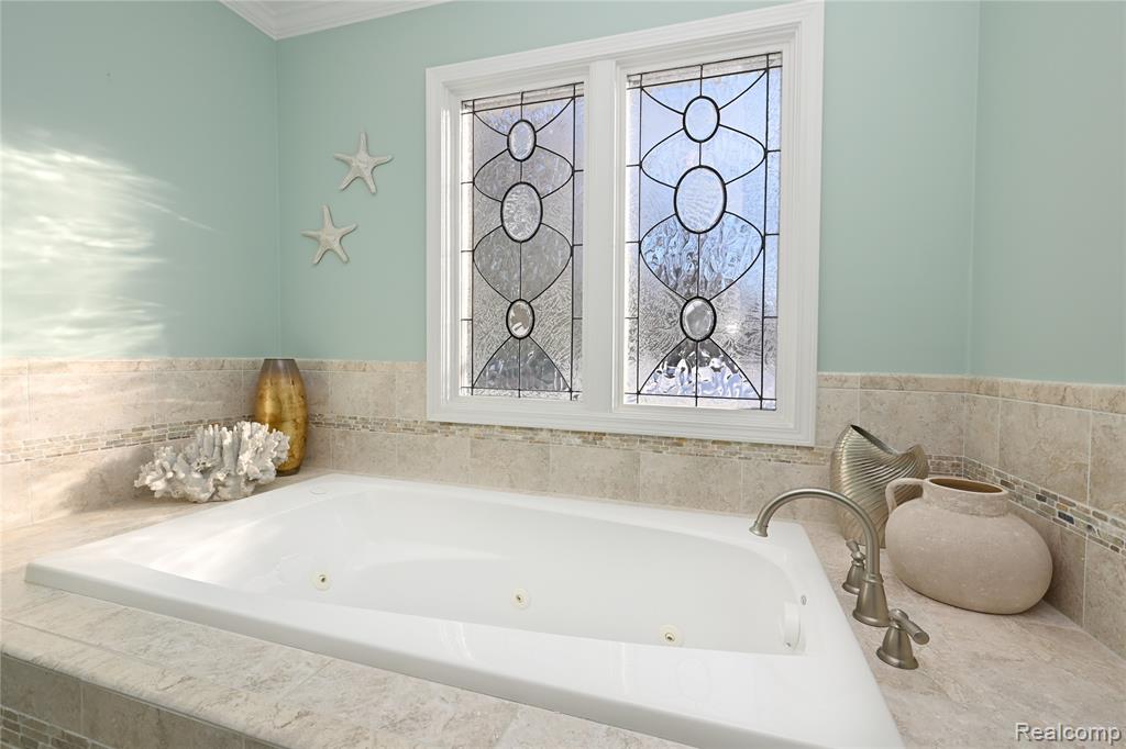 32095 SPRUCE Lane, 50, Beverly Hills, MI 48025 — Photo 23
