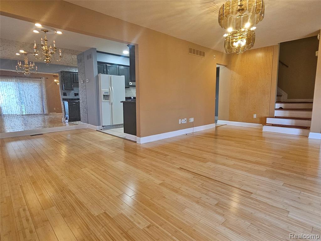 8596 Hampshire Drive, Sterling Heights, MI 48313 — Photo 3