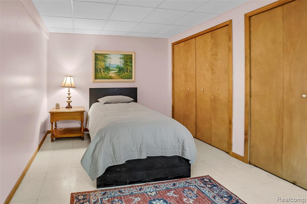 9587 Harmon Lane, South Lyon, MI 48178 — Photo 27