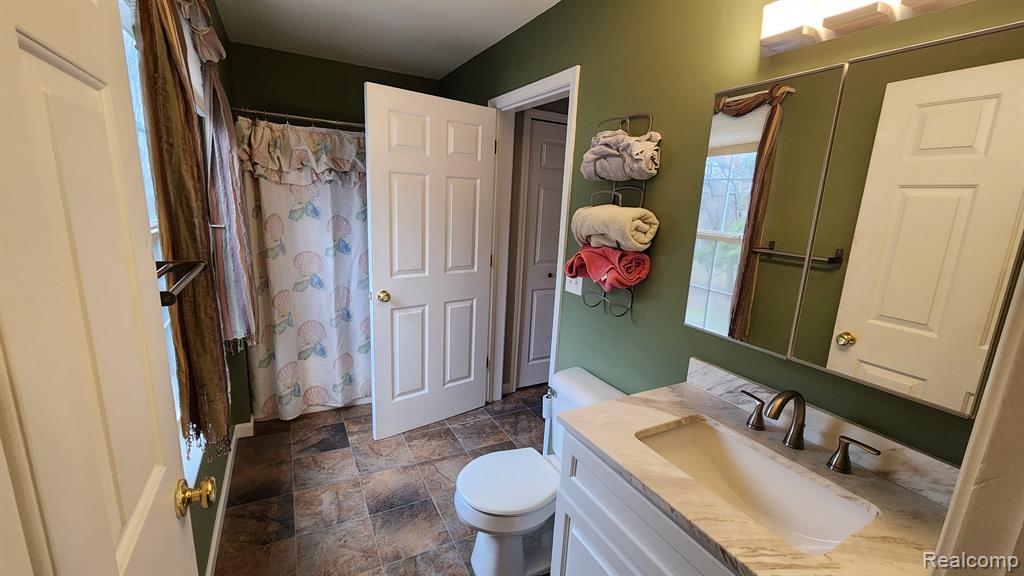 870 LOTHROP Road, Detroit, MI 48202 — Photo 20