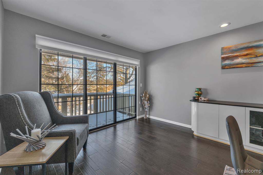 7258 Creeks Bend Court, West Bloomfield, MI — Photo 21
