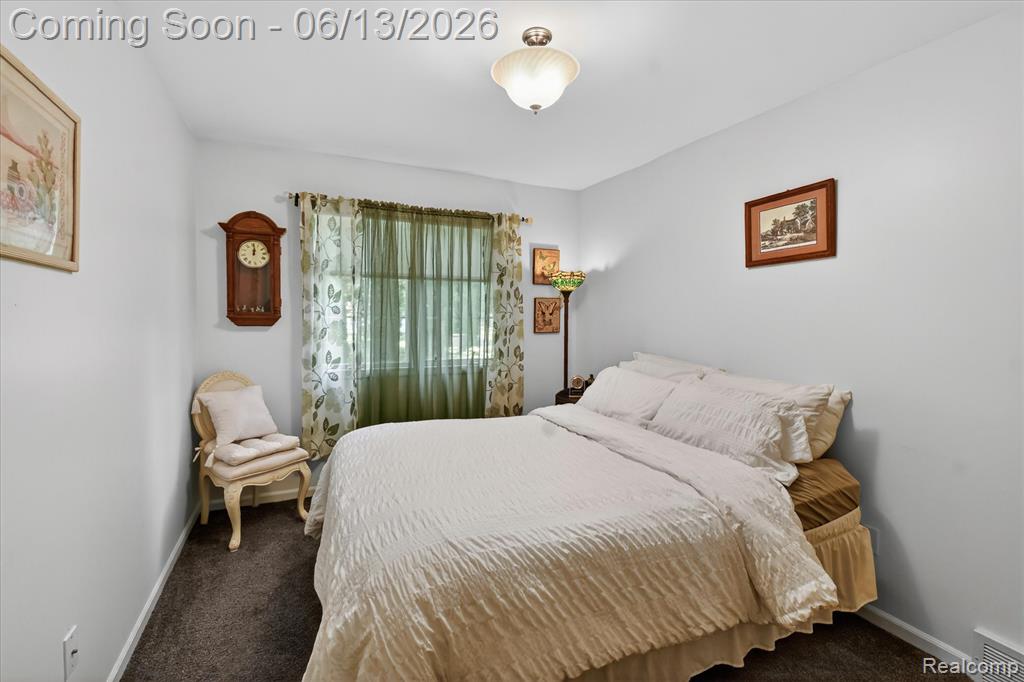 6095 Foxwood Court, Saginaw, MI 48638 — Photo 12