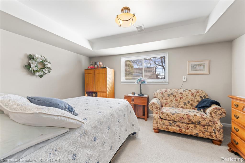 46490 Bartlett Drive, Canton, MI 48187 — Photo 4