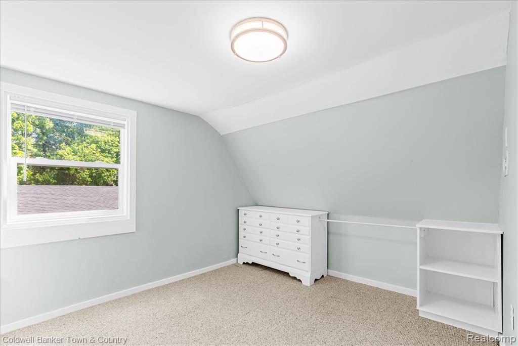 833 Hein Avenue, Lansing, MI 48911 — Photo 25