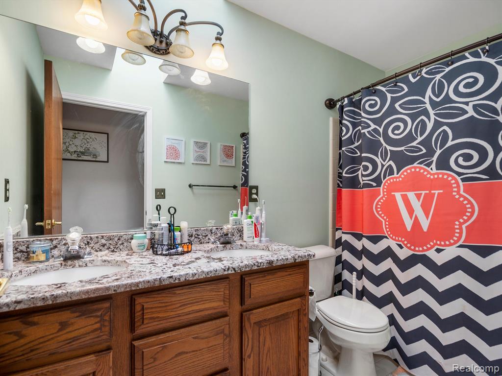 46891 EDGEWATER Drive, Macomb, MI 48044 — Photo 29
