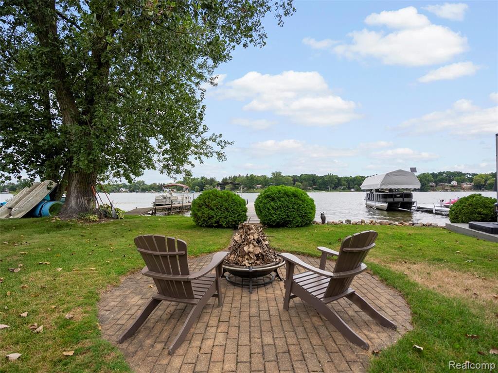 6102 Lakeview Park Drive, Linden, MI 48451 — Photo 31
