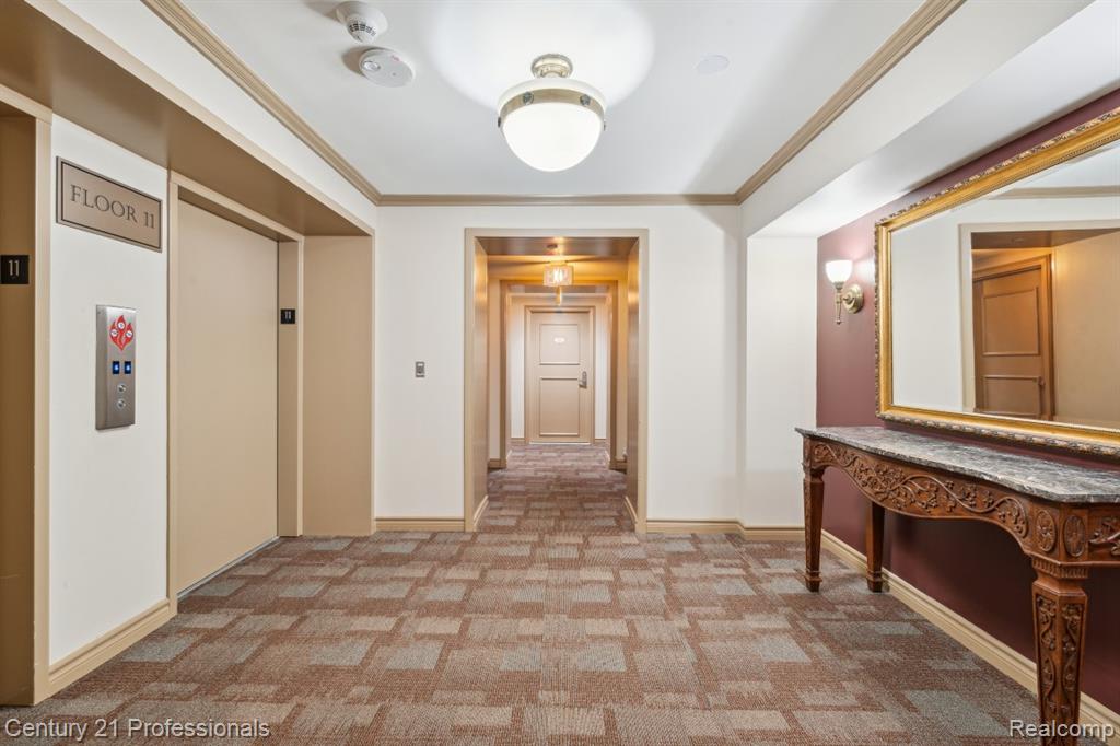 3320 SPINNAKER Lane, 11B, Detroit, MI 48207 — Photo 43