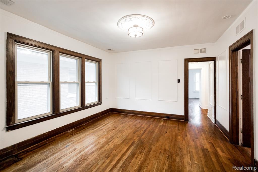 4130 Burns Street, Detroit, MI 48214 — Photo 4