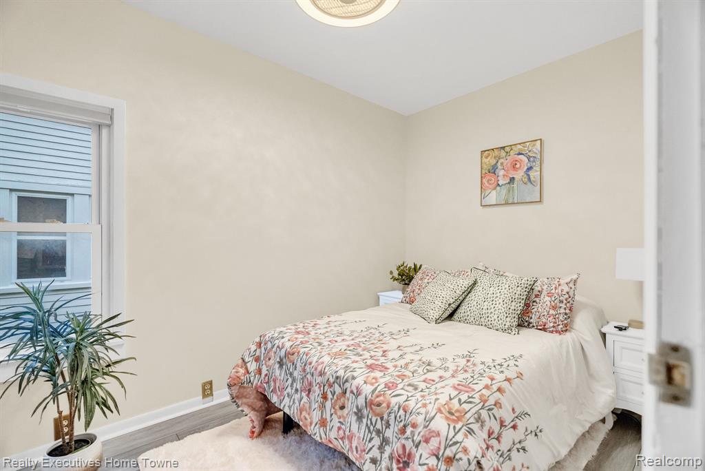 1830 Gillett Street, Port Huron, MI 48060 — Photo 23