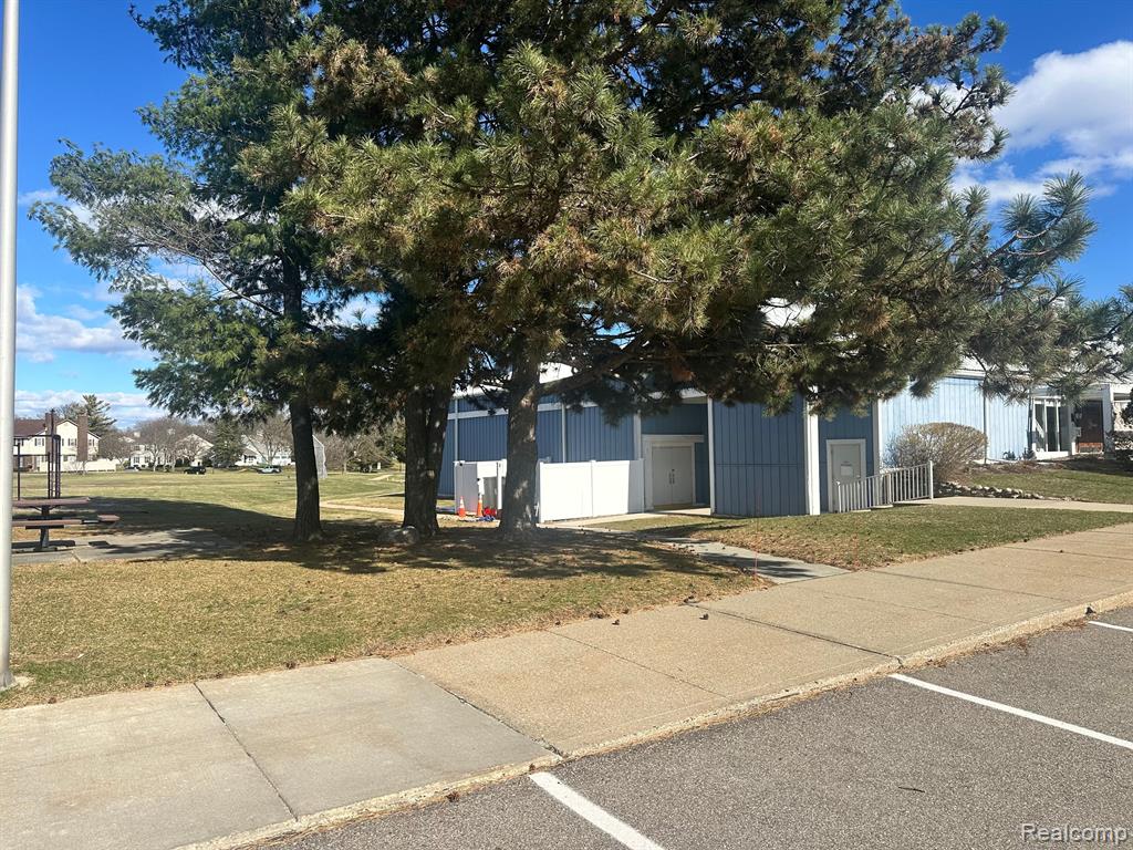 42108 GLADWIN Street, Northville, MI 48167 — Photo 23