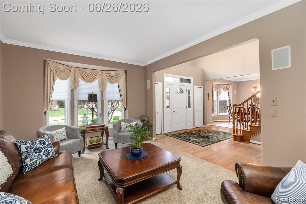 2176 Oakwood Drive, Troy, MI 48085 — Photo 7