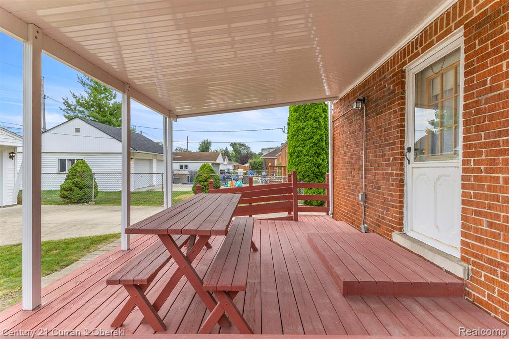 9881 Quandt Avenue, Allen Park, MI 48101 — Photo 34