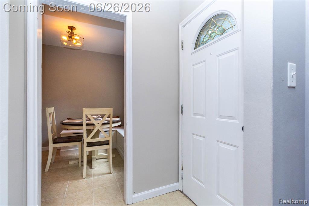 9290 Niver Avenue, Allen Park, MI 48101 — Photo 5