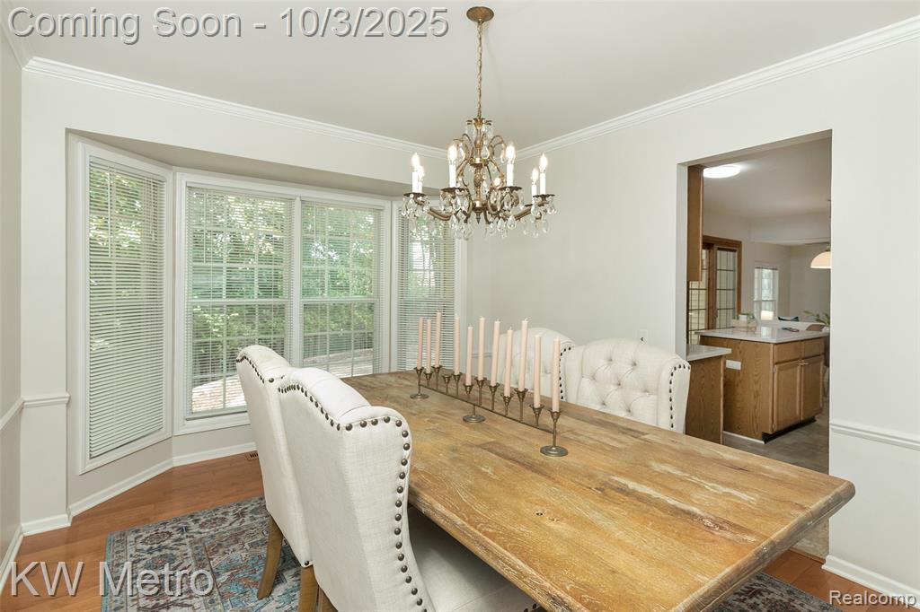 435 Thornridge Court, Rochester Hills, MI 48307 — Photo 11