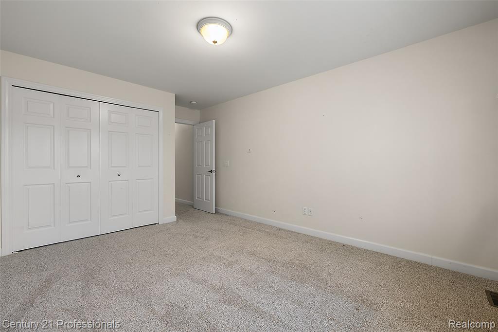 4013 Ardsley Court, Clarkston, MI 48348 — Photo 26