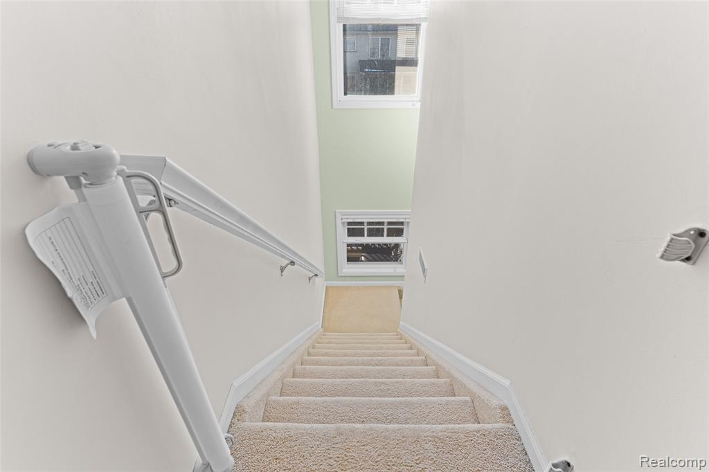 208 Amys Walk, Auburn Hills, MI 48326 — Photo 27