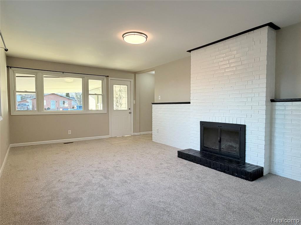 32015 Hazel Street, Rockwood, MI — Photo 26